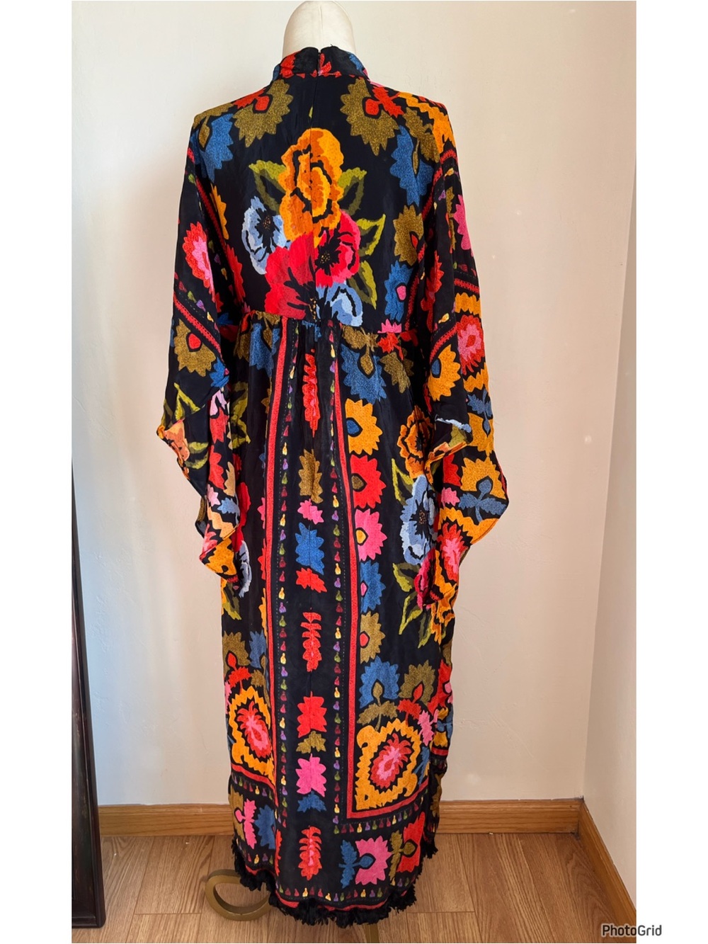Farm Rio Dress Size Small - Picture 3 of 7